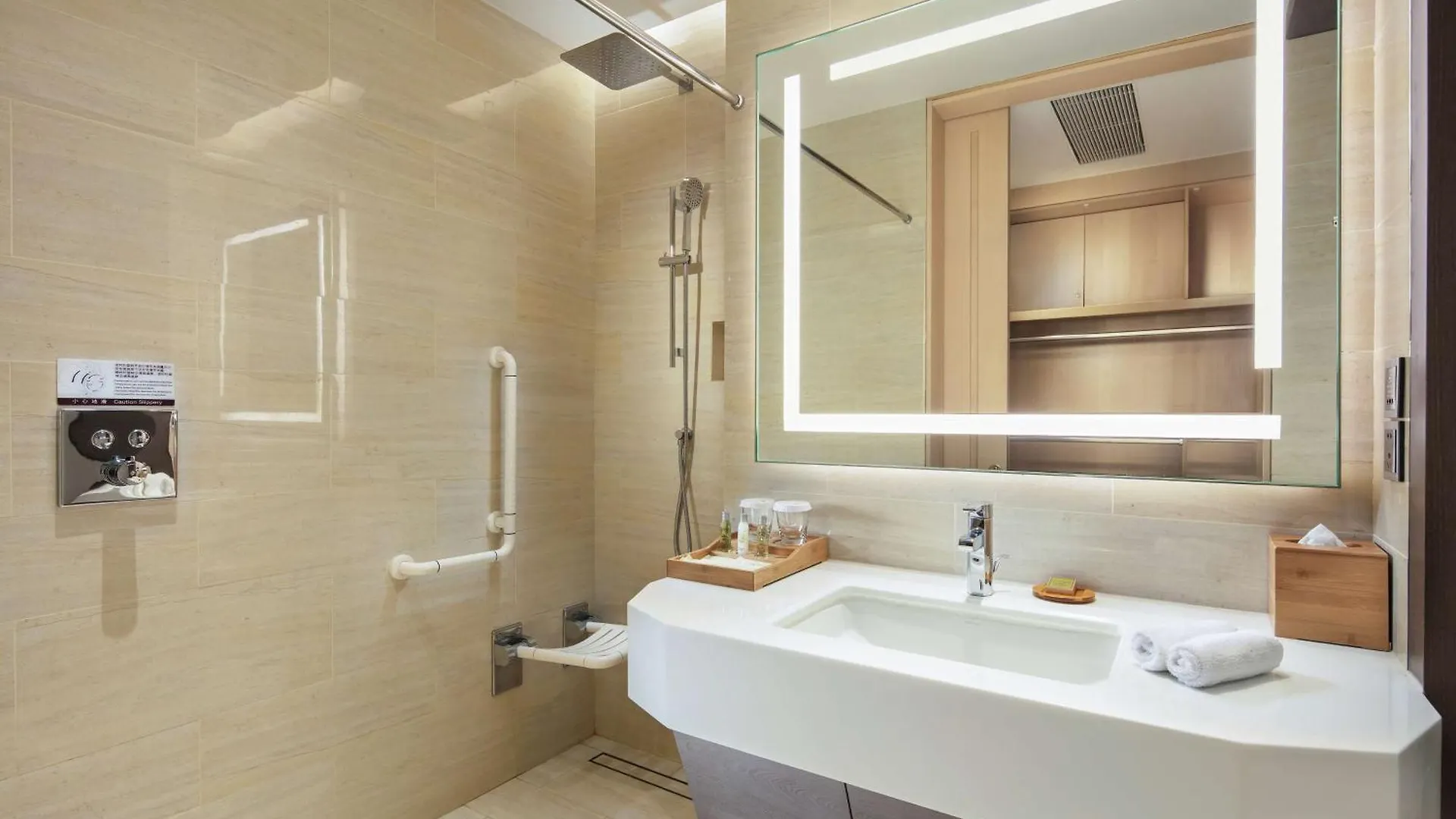 Hilton Garden Inn Shanghai Hongqiao Necc Hotel
